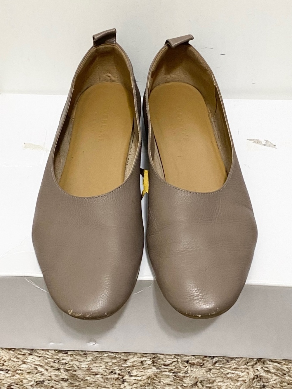 Everlane  Size 7 1-2  Women’s Gray Ballet  Flats.